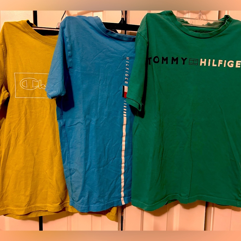 3 shirts Tommy Hilfiger size 9-10